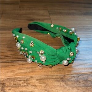 green women’s headband